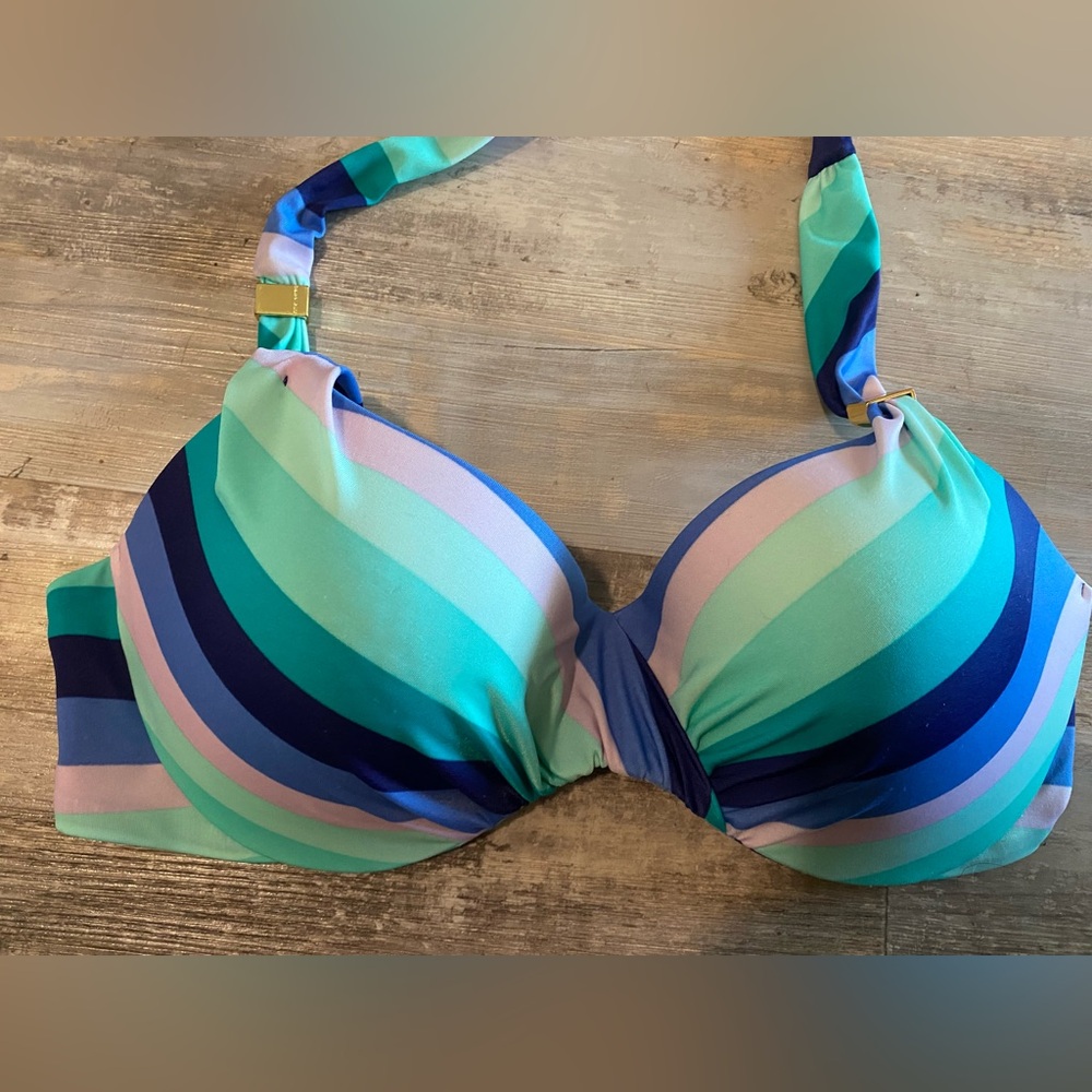 Victoria Secret Underwire Bikini Top - Picture 2 of 6